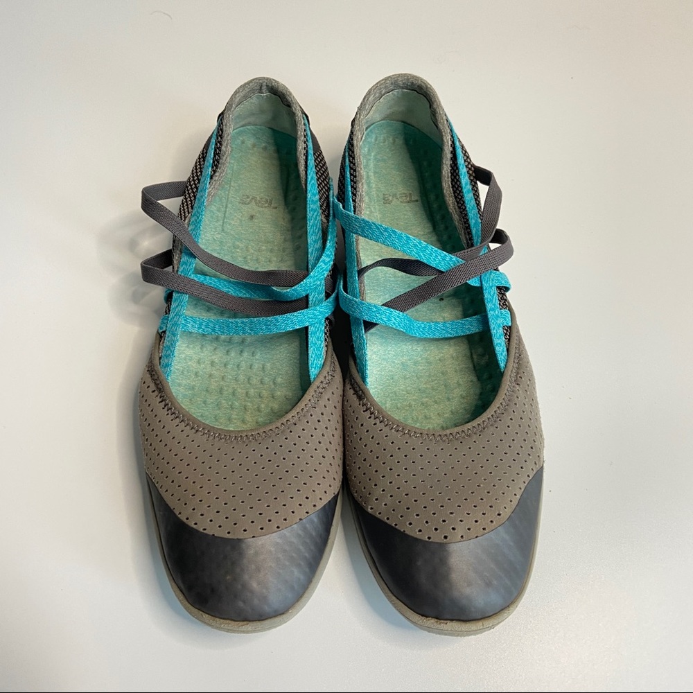 Teva Hydro Life Flats